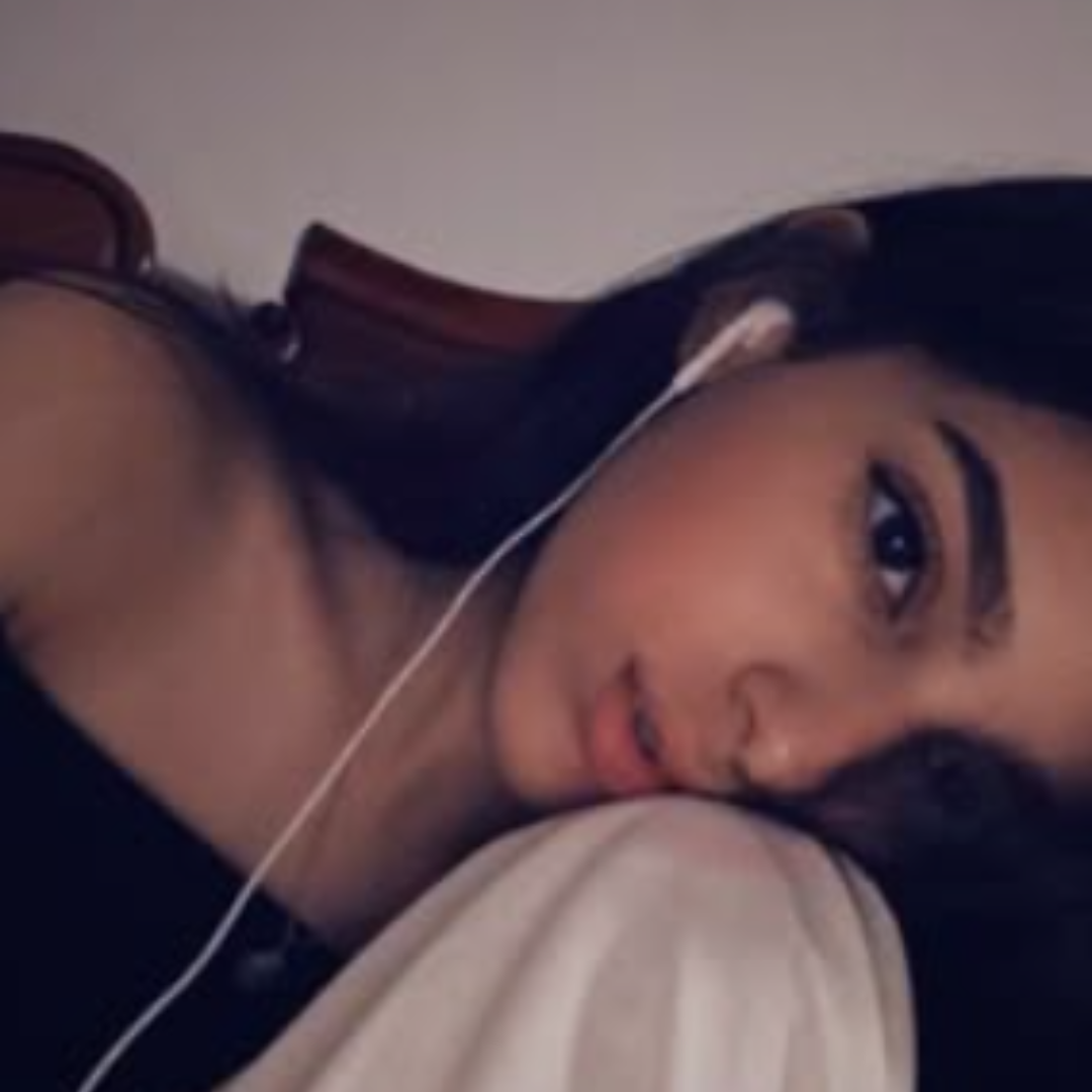 Emily R.